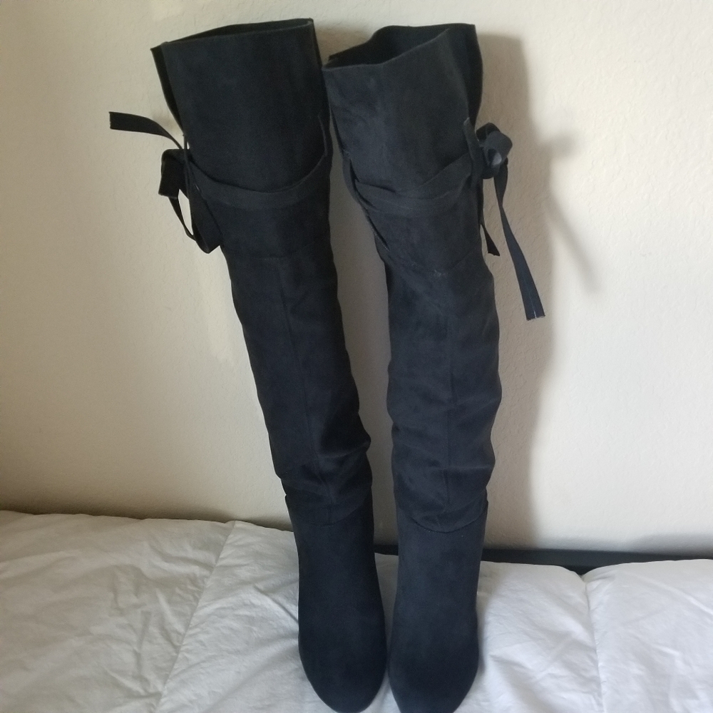 Black boots